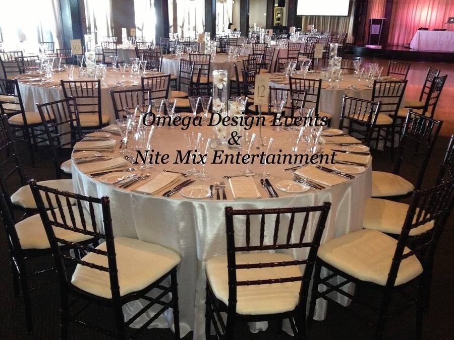 Event Party table settings with Chiavari chair Mahogany with Cushion.  Beautiful for any event